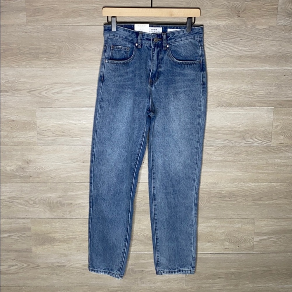 Mom jeans size 4
